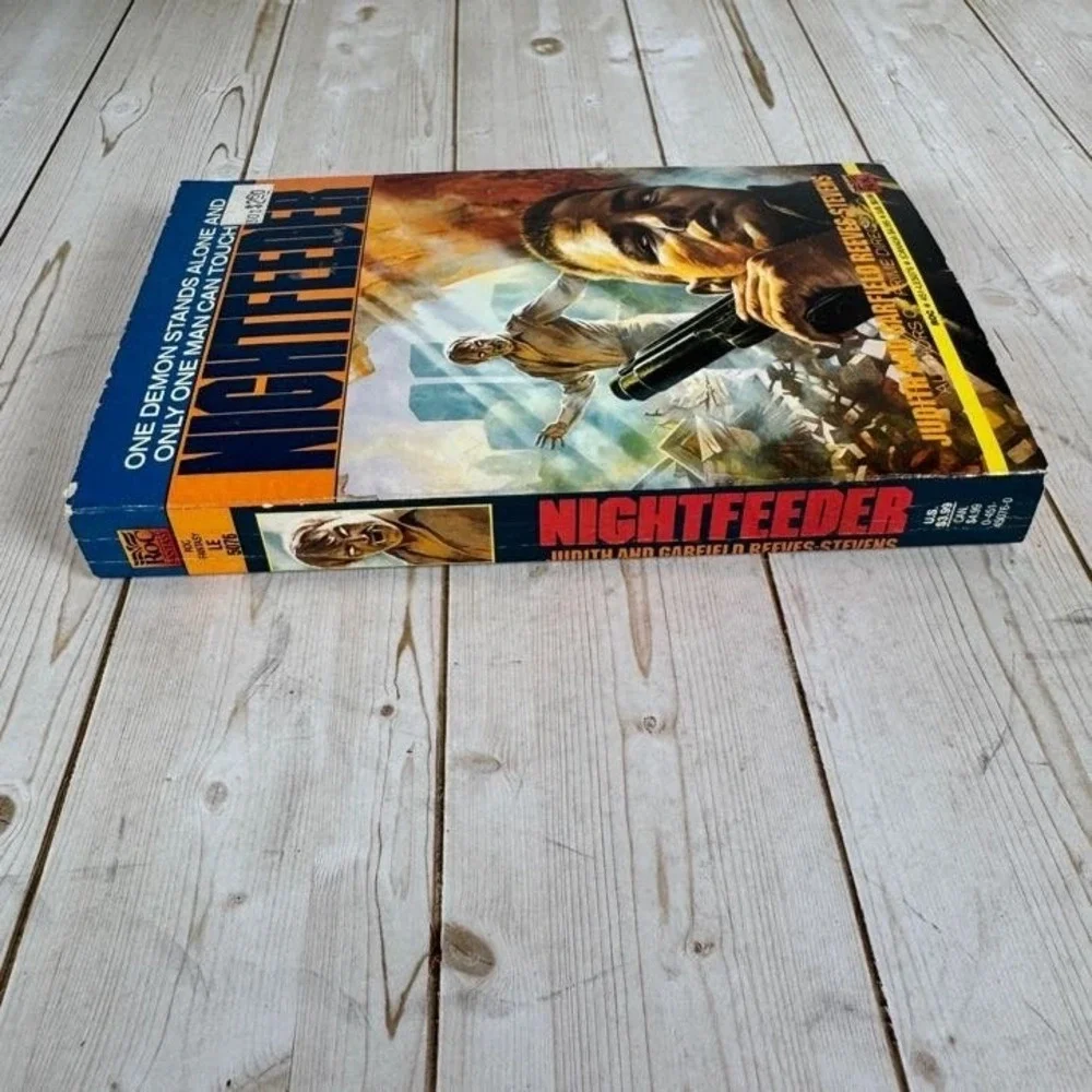 Nightfeeder Reeves-Stevens 1991 First Printing Dark Fantasy ROC Paperback